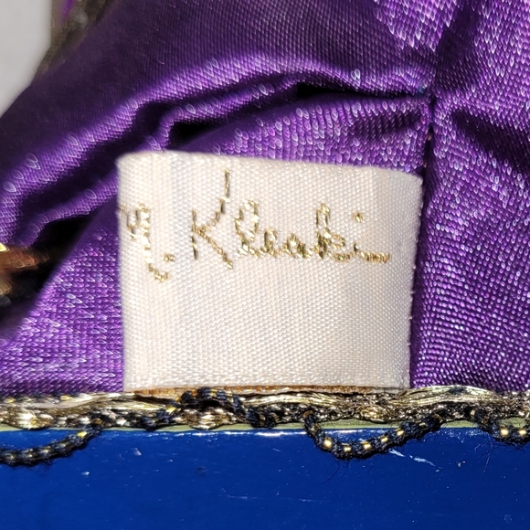 Kleski, Wayne. M. Monkey Music Box - Picture 5 of 6